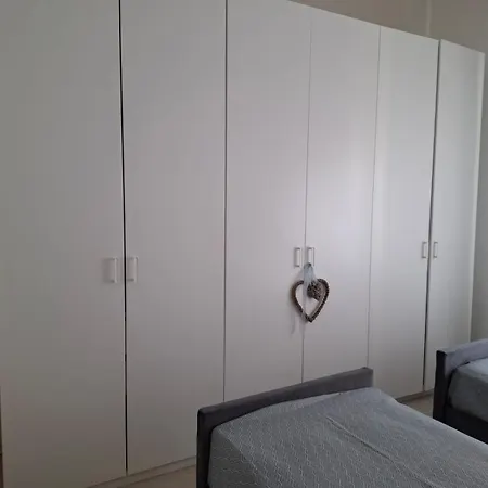 Apartment Near Hospital And Modena