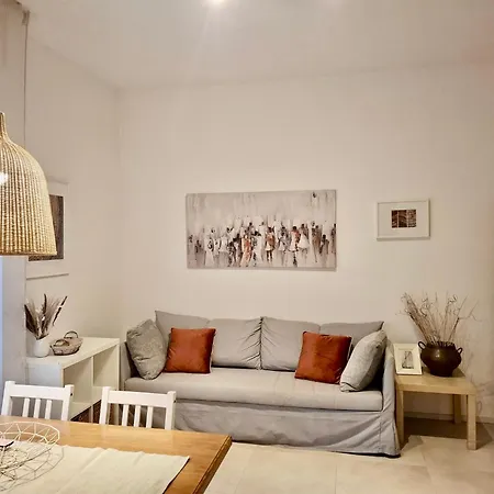 Apartament Near Hospital And